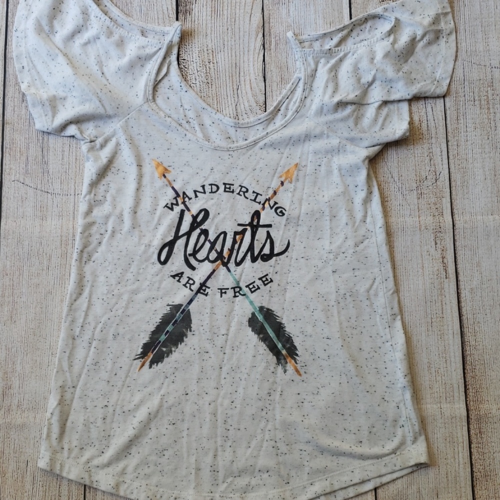 💟Jessica Simpson Tee